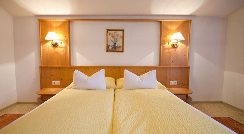 zuckerhütel_106_schlafzimmer_2.jpg